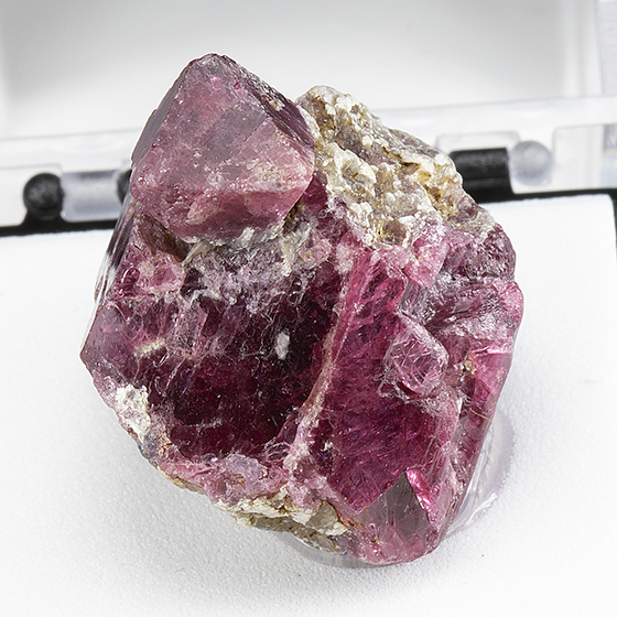 Spinel - Minerals For Sale - #8603277